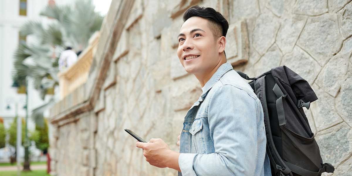 Apakah Orang Dengan HIV Bisa Jalan-Jalan Ke Luar Negeri?